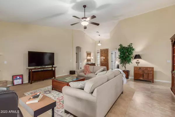 1440 W Christie Lyn Lane, Queen Creek, AZ 85142