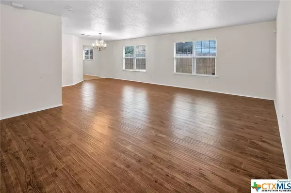 127 Clover CRK, San Antonio, TX 78245