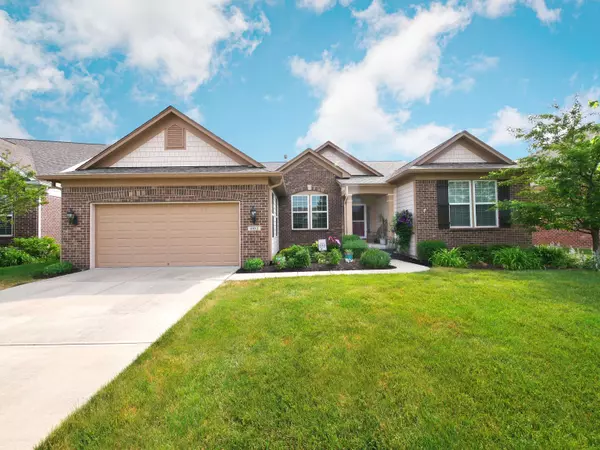 8952 Heatherstone PL, Zionsville, IN 46077