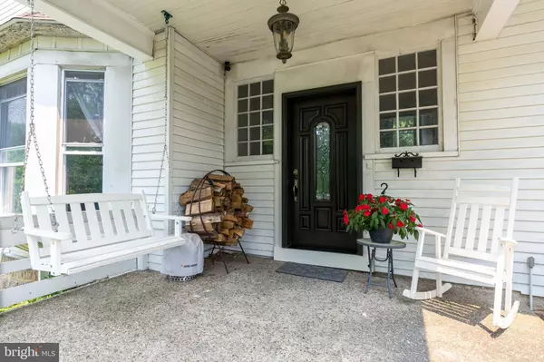 21 CLIFTON AVE, Merchantville, NJ 08109