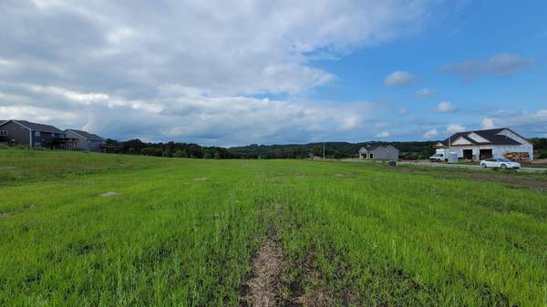 155 Stonelake DR SE, Rochester, MN 55904