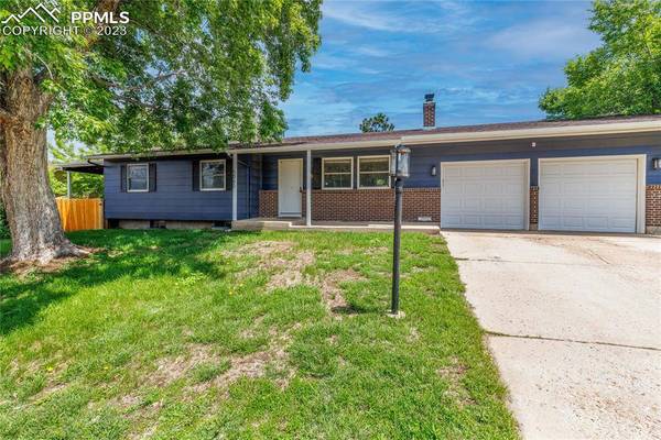 5060 Manzana DR, Colorado Springs, CO 80911