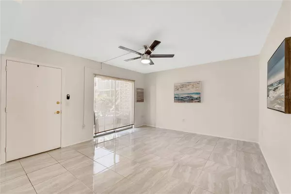 360 BASE AVE E #412, Venice, FL 34285