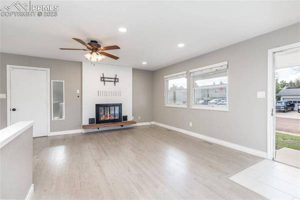 5060 Manzana DR, Colorado Springs, CO 80911