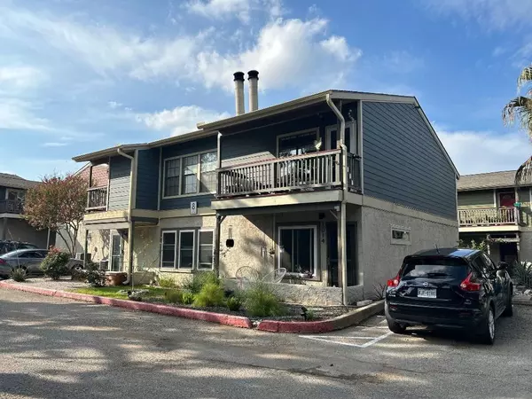 2215 Post RD #1014, Austin, TX 78704