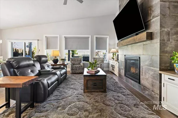 11945 W Endsley, Star, ID 83669