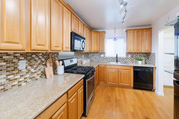 41 Joy AVE 10, Brisbane, CA 94005