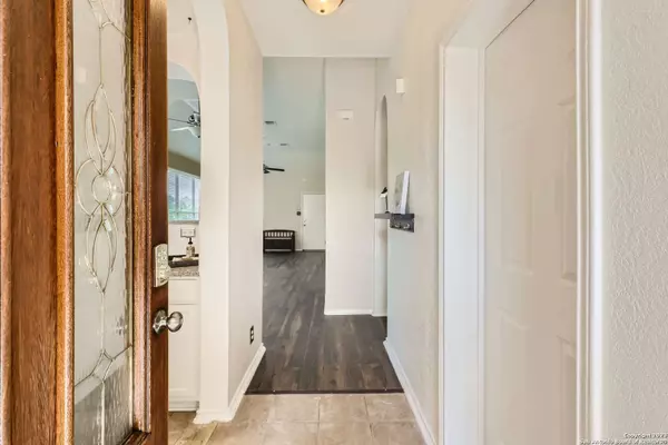 10903 SANGRIA MIST, San Antonio, TX 78249-2579