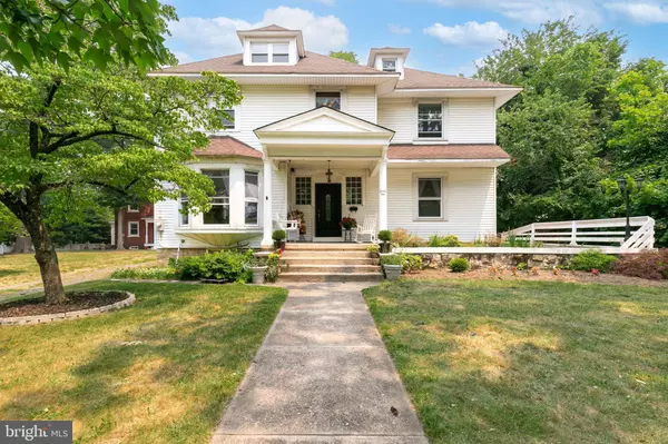 21 CLIFTON AVE, Merchantville, NJ 08109