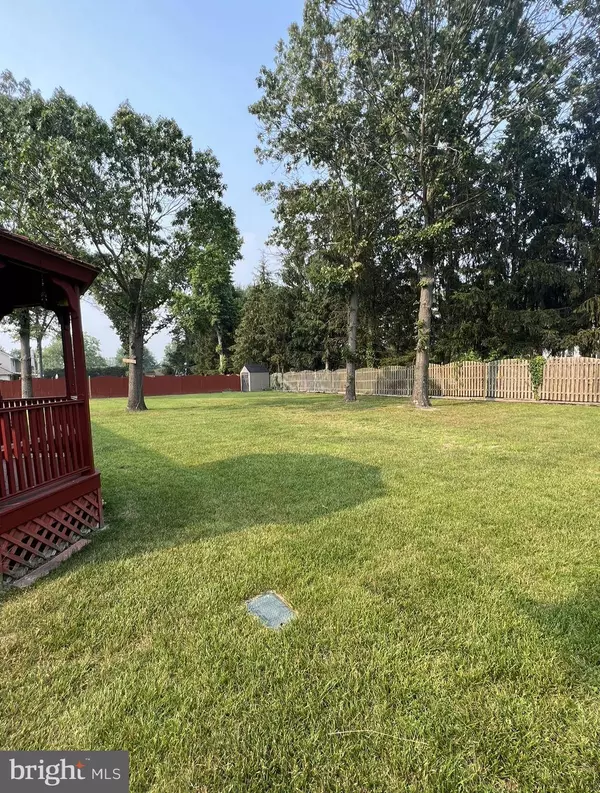 917 GOLDA LN, Vineland, NJ 08361