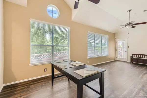 10903 SANGRIA MIST, San Antonio, TX 78249-2579