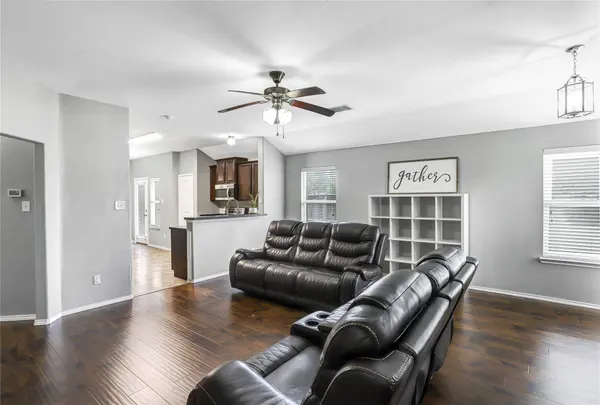 2009 Blakehill Drive, Heartland, TX 75126