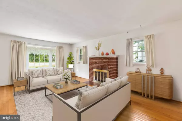 106 HOTCHKISS ST, Fredericksburg, VA 22408