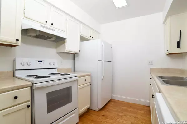 4949 HAMILTON WOLFE RD UNIT 6201, San Antonio, TX 78229-4406