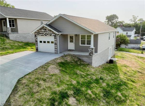 502 Leggett AVE, Barnesville, OH 43713