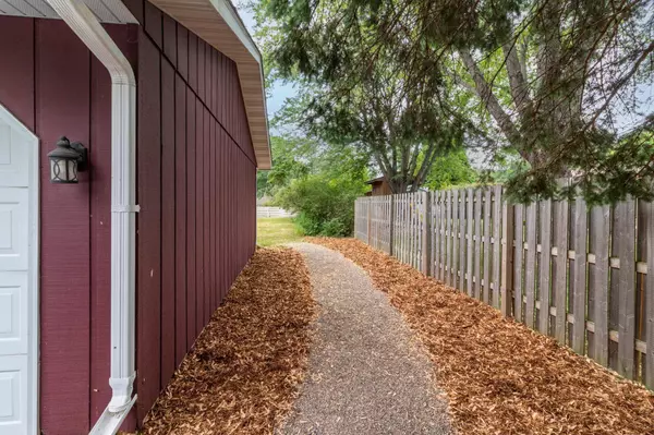 838 Lasalle PL, Saint Cloud, MN 56301