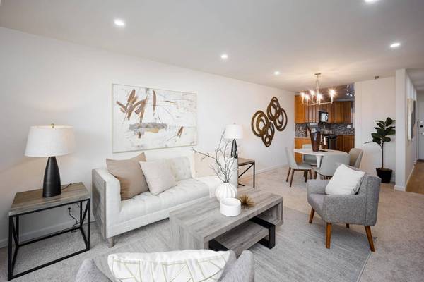 41 Joy AVE 10, Brisbane, CA 94005