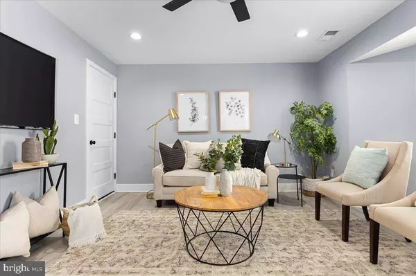 961 LANCE AVE, Essex, MD 21221