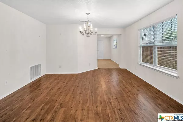 127 Clover CRK, San Antonio, TX 78245