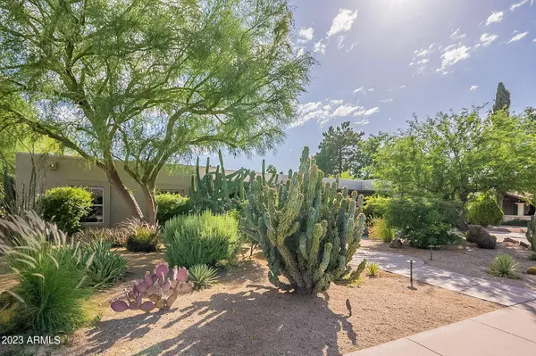 8049 E DEL MERCURIO Drive, Scottsdale, AZ 85258