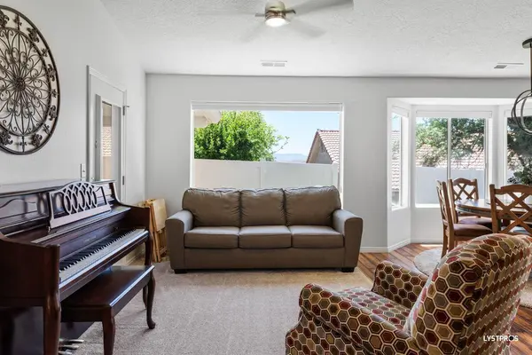 39 N Valley View DR #6, St George, UT 84770