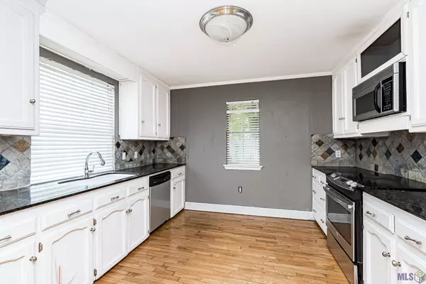 7980 LASALLE AVE, Baton Rouge, LA 70806