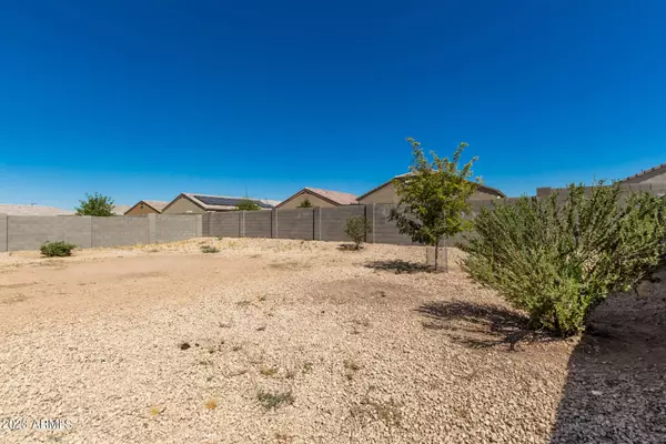 41933 W LAGO Street, Maricopa, AZ 85138