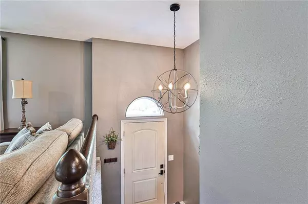 316 SE Bent Tree DR, Blue Springs, MO 64014