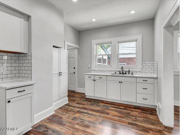 410 N Hill St, Morristown, TN 37814