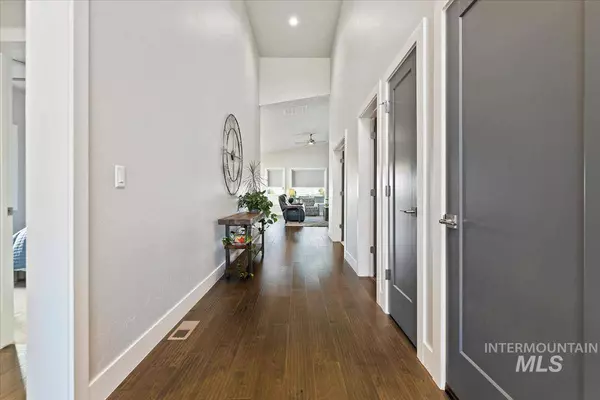 11945 W Endsley, Star, ID 83669