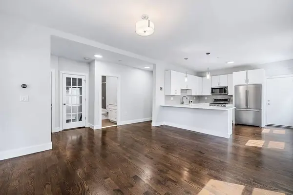 9 Upham Ave #1, Boston, MA 02125