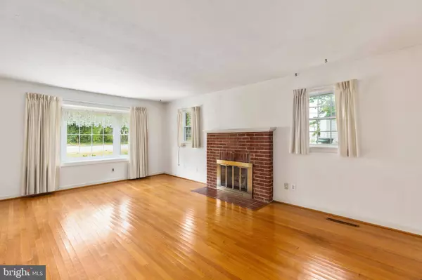 106 HOTCHKISS ST, Fredericksburg, VA 22408