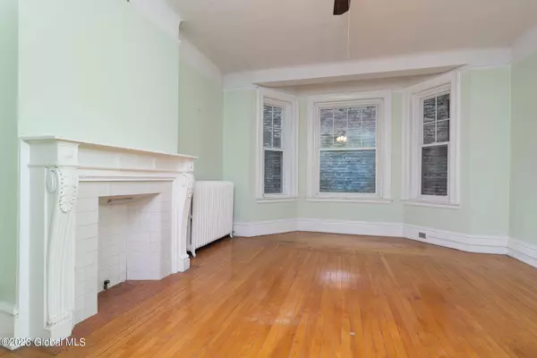 352 State Street #APT 3E, Albany, NY 12210