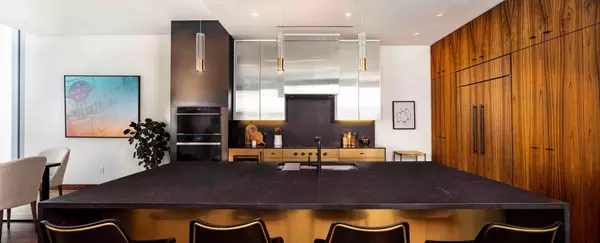 255 Hennepin AVE #3303, Minneapolis, MN 55401