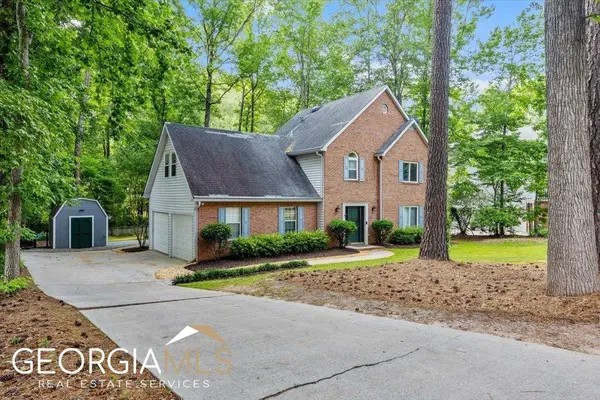 102 Shawville LN, Peachtree City, GA 30269