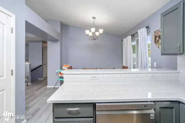 20145 Highland Ridge DR, Eagle River, AK 99577