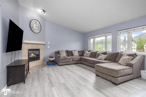 20145 Highland Ridge DR, Eagle River, AK 99577