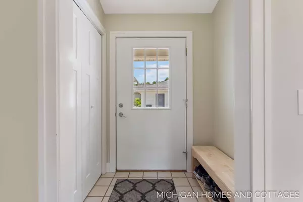 3268 Lorrimar Lane, Saugatuck, MI 49453