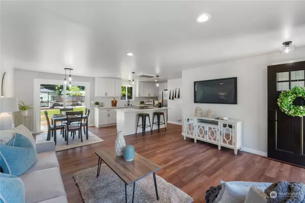 316 Calistoga ST E, Orting, WA 98360