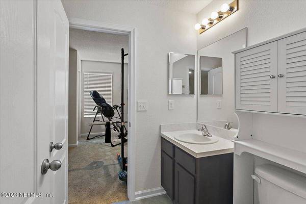 432 ARALIA LN, Jacksonville, FL 32216