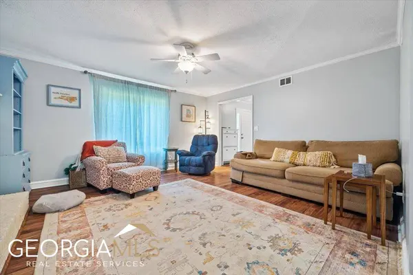 102 Shawville LN, Peachtree City, GA 30269