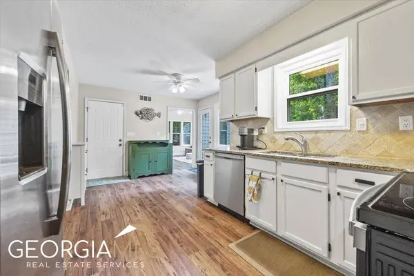 102 Shawville LN, Peachtree City, GA 30269