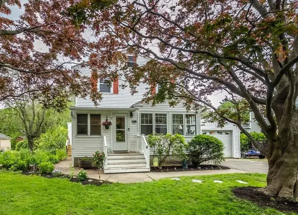 207 Salem St, Andover, MA 01810