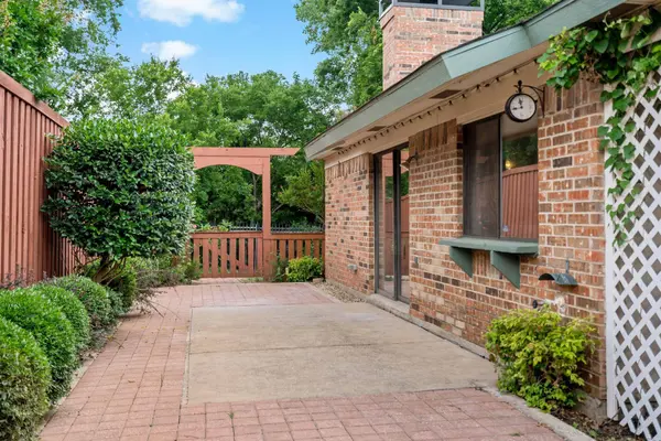 2510 Sword Drive, Garland, TX 75044