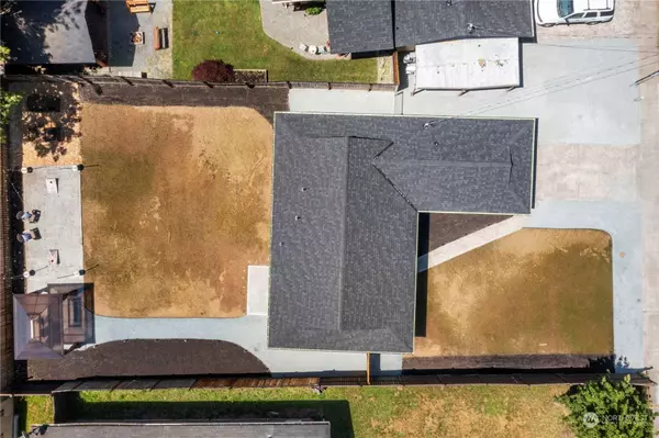 316 Calistoga ST E, Orting, WA 98360