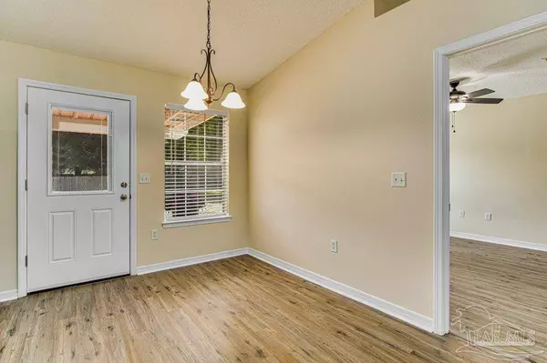 7288 Birdie Ln, Milton, FL 32570