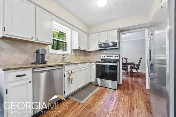 102 Shawville LN, Peachtree City, GA 30269