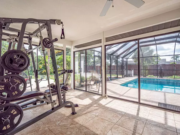 145 S Wimbrow DR, Sebastian, FL 32958