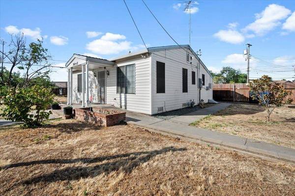 2933 Land AVE, Sacramento, CA 95815