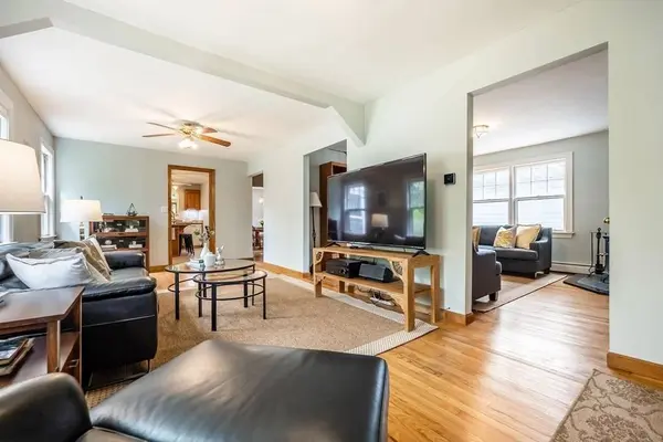 207 Salem St, Andover, MA 01810